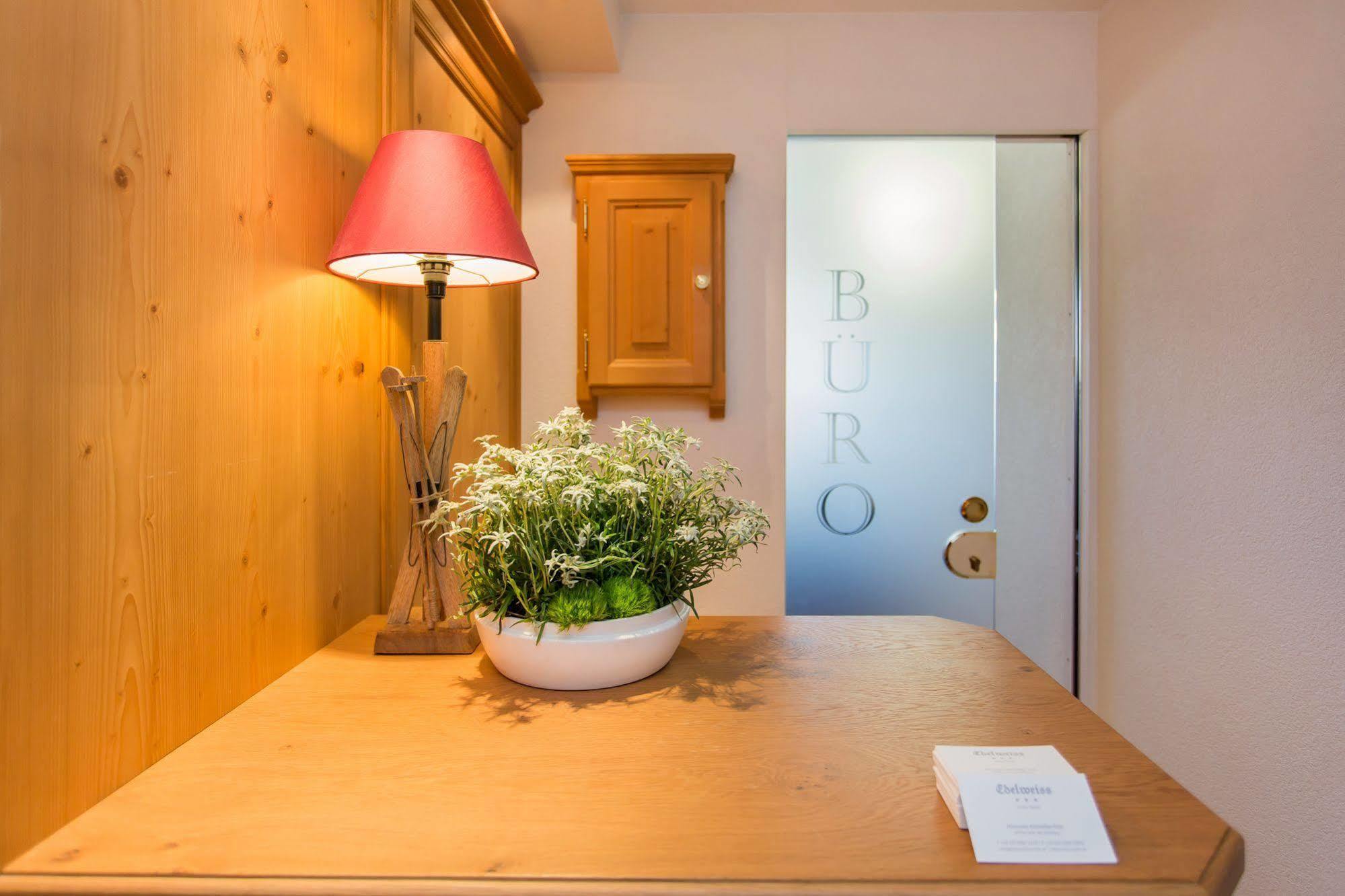 Hotel Garni Edelweiss Lech am Arlberg Dış mekan fotoğraf